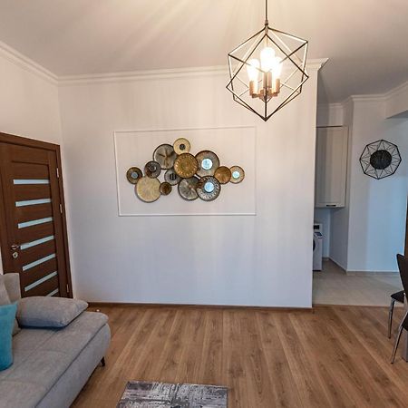 Sunrise Mamaia Apartment ภายนอก รูปภาพ