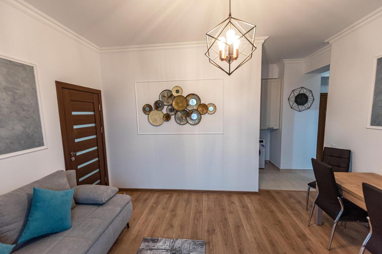 Sunrise Mamaia Apartment ภายนอก รูปภาพ