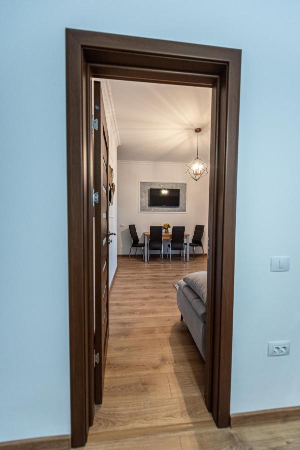 Sunrise Mamaia Apartment ภายนอก รูปภาพ