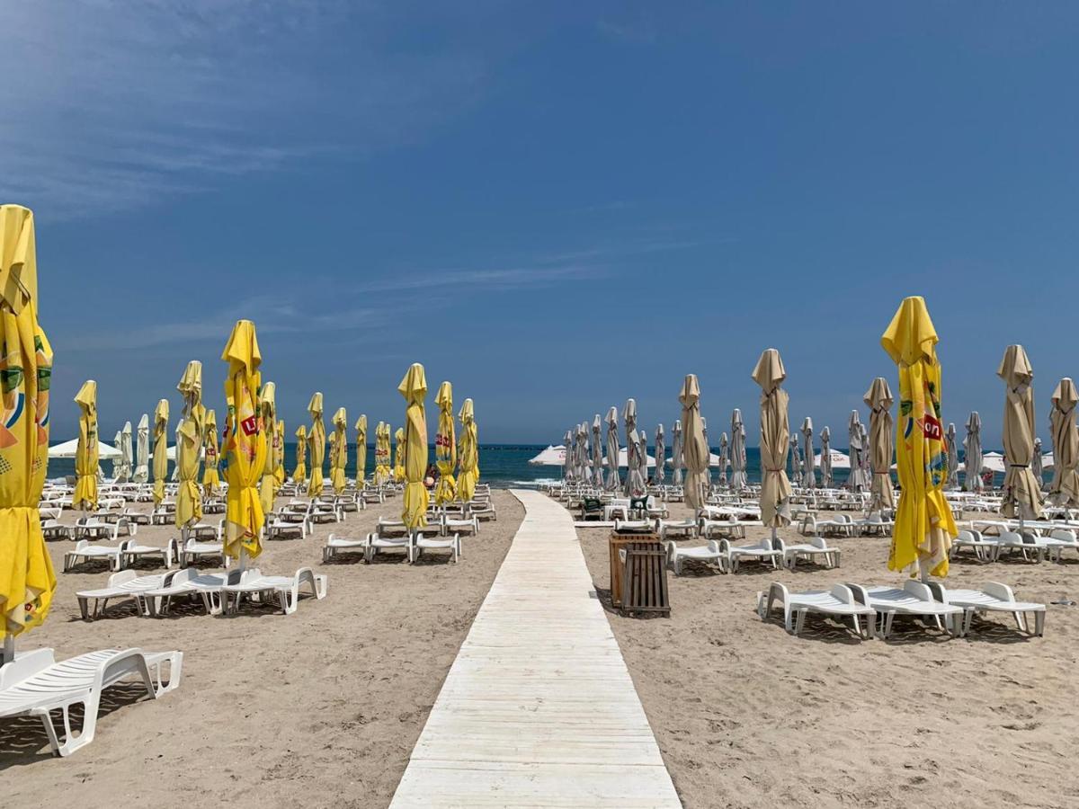 Sunrise Mamaia Apartment ภายนอก รูปภาพ