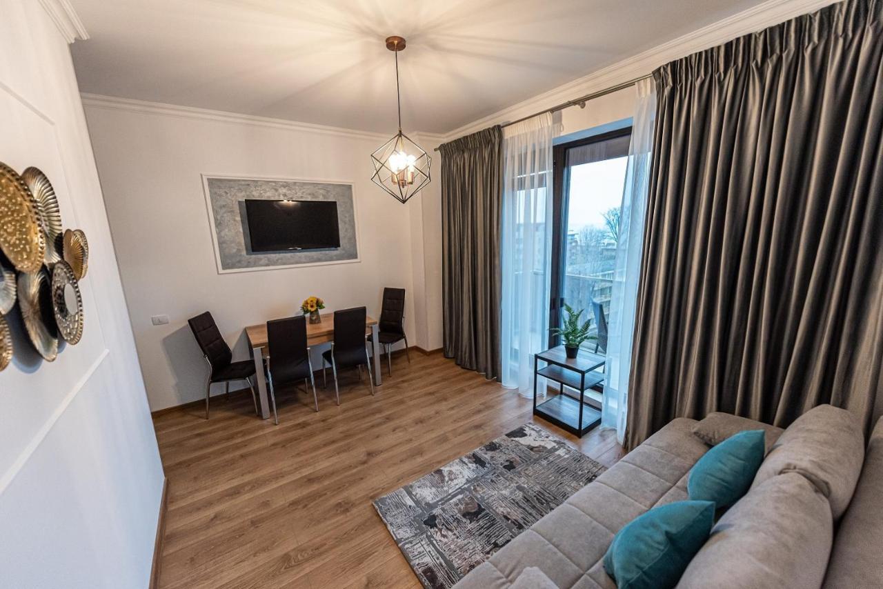 Sunrise Mamaia Apartment ภายนอก รูปภาพ